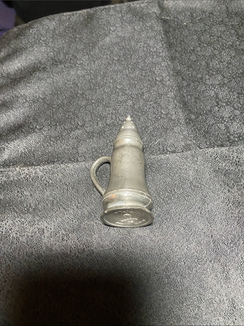Vintage Quaker Genuine Pewter Salt Shaker - Cone Shape with Handle Stamped 2096
